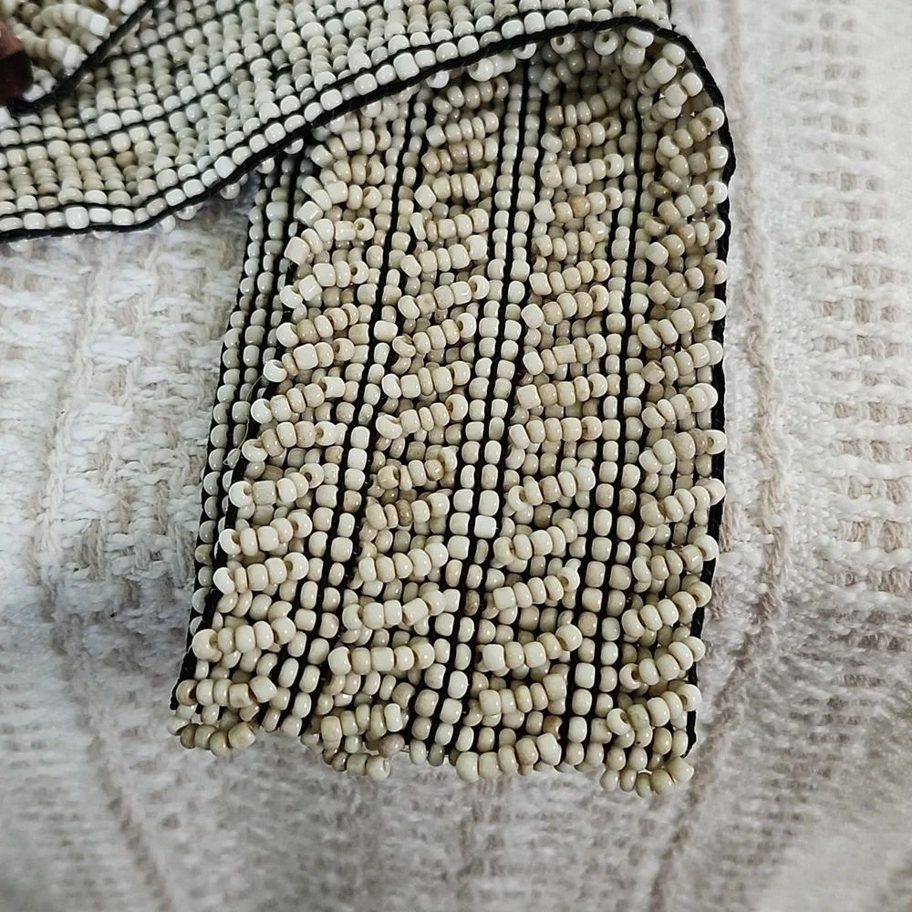 Womens belt, wooden latch design, seed bead with shell design, stretch belt boho